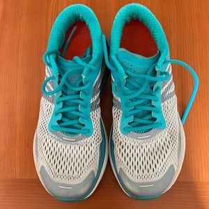 Salomon running shoes